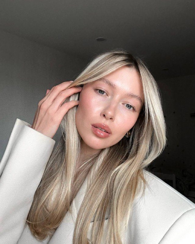 Удиви ее! Собери подарок на 14 февраля из новинок Золотого ЯблокаВ ее косметичке...