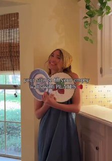 Декор стены тарелочками….