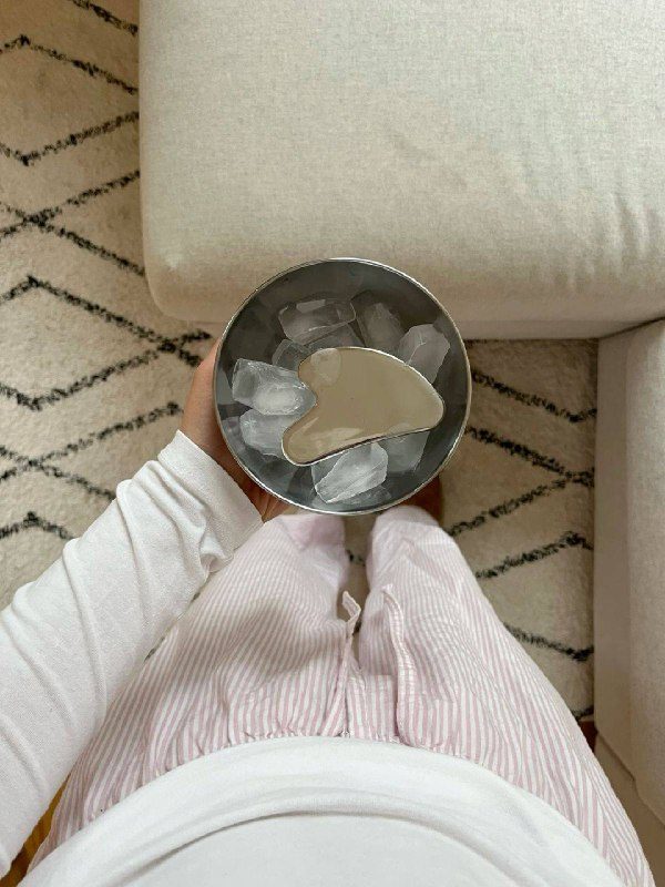 Есть ли смысл в гуаша?Да! Гуаша работает, но не как скульптор лица. Его эффект о...