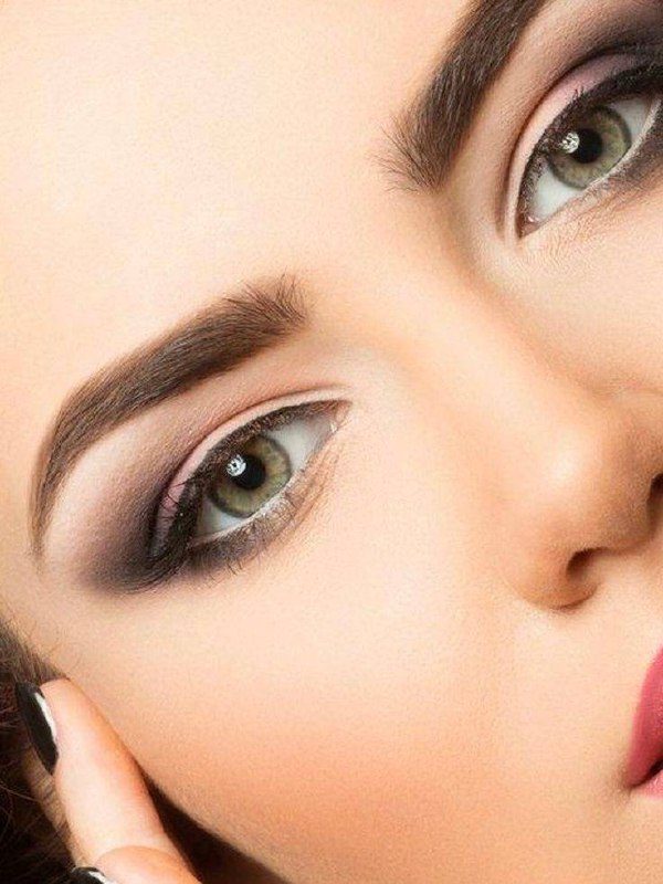 Как найти подходящую вам форму бровейУчитывайте не только форму лица, но и то, к...