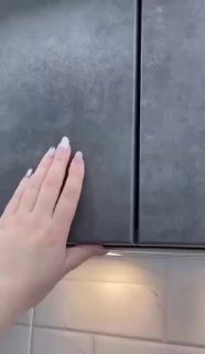 Как очистить загрязнение на кухонной мебели, не царапая ее?…