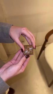 Любовь с первого взгляда …