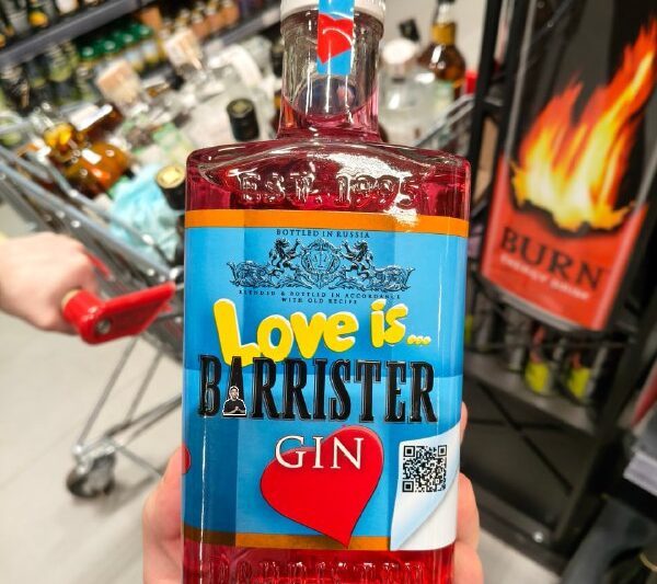 LoveIs самый общительный бренд! Коллабит с кем угодно! Мы видели: моти, чипсы, г…