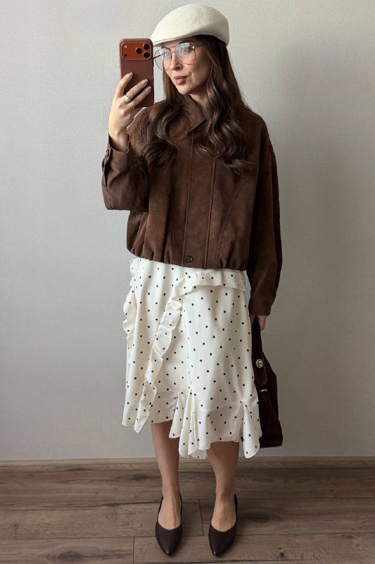 Настроение: улететь в Париж выгуливать эти прекрасные юбки в горошек от бренда D...