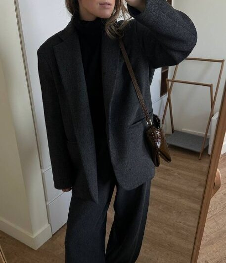 Нет больше сил терпеть эту зиму!  Я уже готова мрачно шагать в весну! Достала не…