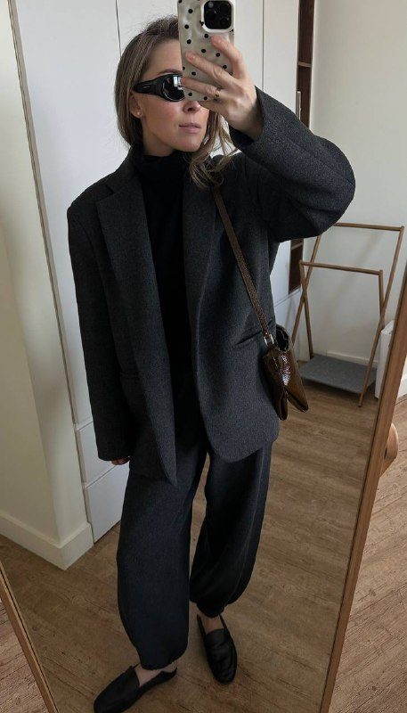 Нет больше сил терпеть эту зиму!  Я уже готова мрачно шагать в весну! Достала не...