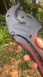 Ножницы для ПВХ труб Ссылка на Яндекс Маркет: https://market.yandex.ru/cc/8ergH…