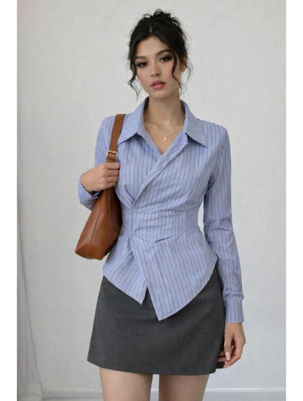 приталенная с завязками  Женская приталенная рубашка в голубую полоску, с регул...