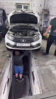 С такими друзьями и врагов не надо…