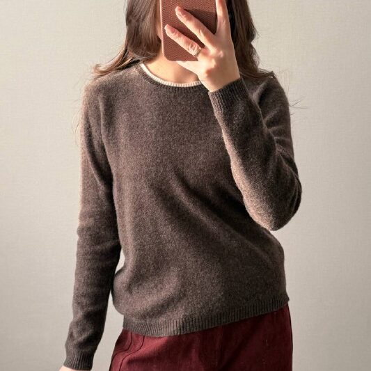 Шерстяной джемперЦвет coffee, размер М. Представлен в 4 цветах.На мои параметры …