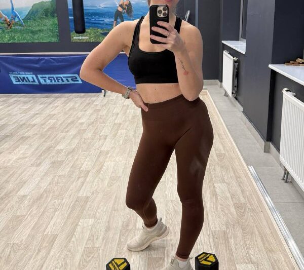 Сходить на тренировочку, а потом заточить огромный десерт из лаваша — могу, умею…