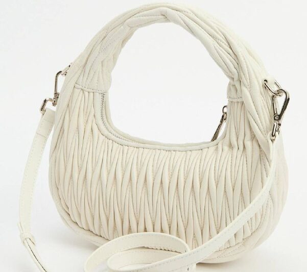 Составляя wish-list ко дню рождения, неожиданно для себя обнаружила сумки, очень…