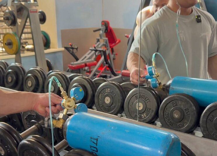 в Питере свои развлеченияукрали у Сергея кислородный баллон…