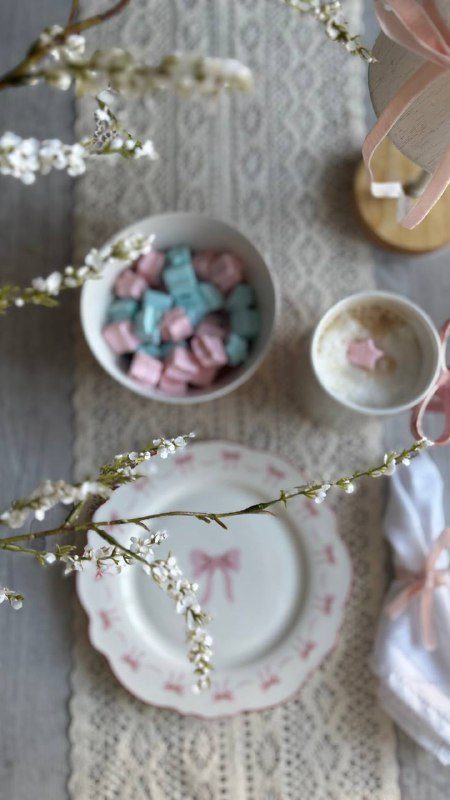 Всем доброе утро! Знаете, мне кажется, в каждой из нас живёт маленькая девочка, ...
