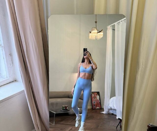 Вспомнилась неприятная ситуёвина… Я — юная дурында вступаю в батл с физруком, до…