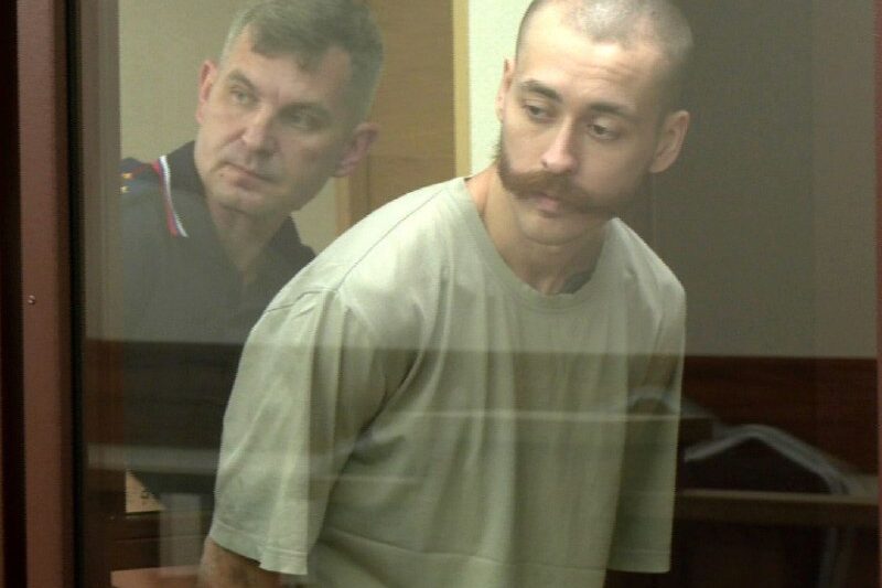 13 лет колонии получил парикмахер из Новосибирска за попытку взорвать здание во…