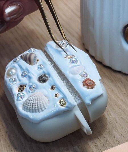 Чехол для наушников из ракушек Материалы:силакриловый герметикракушкичехолзубна…