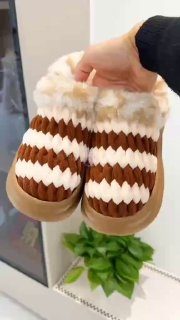 Домашние тапочки из плюшевой пряжи  Домашние тапочки из плюшевой пряжи сочетают …