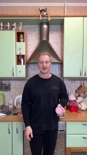 Как нужно снимать упаковку с колбасы? …