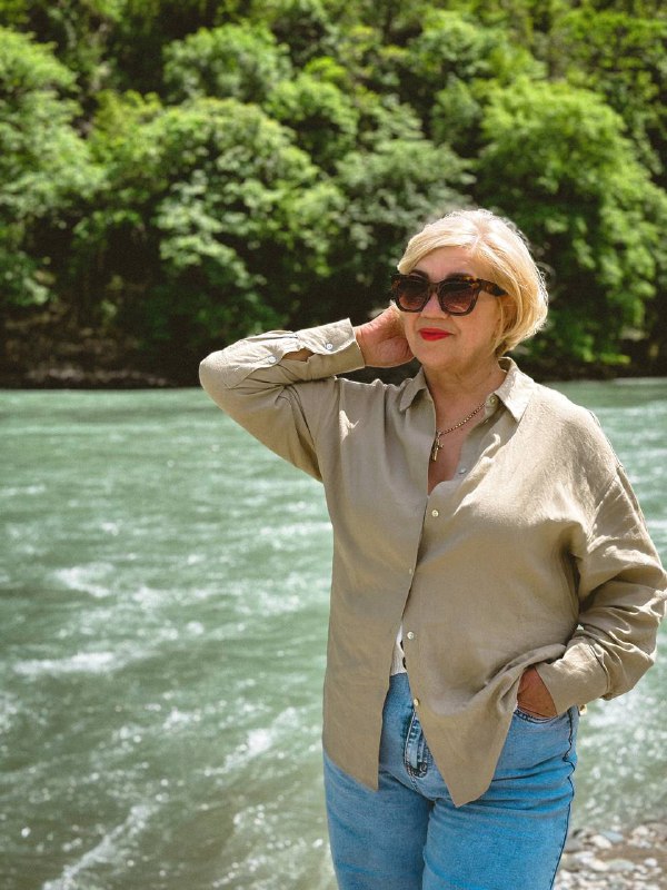 Не знаю как вы, но я  уже хочу весны, тепла и легкости...