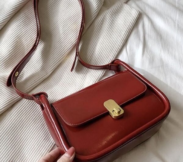 Сумка Идеальный аксессуар для современных девушек, девочек и женщинСумка кросс б…