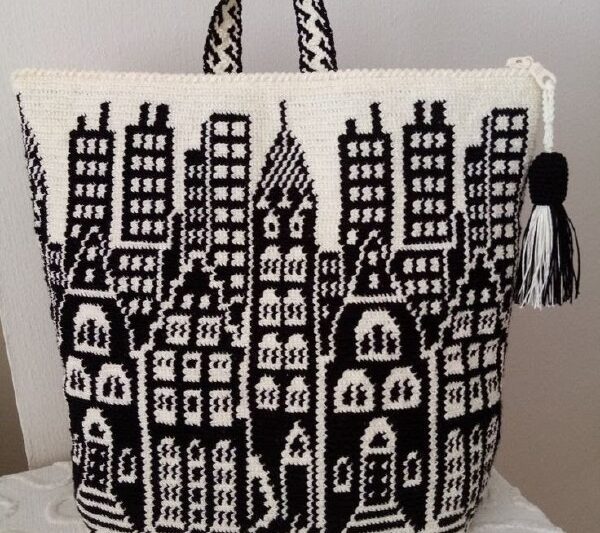 Сумка крючком.Город А я такой схемой свитер вязала спицами. Очень любила тот сви…